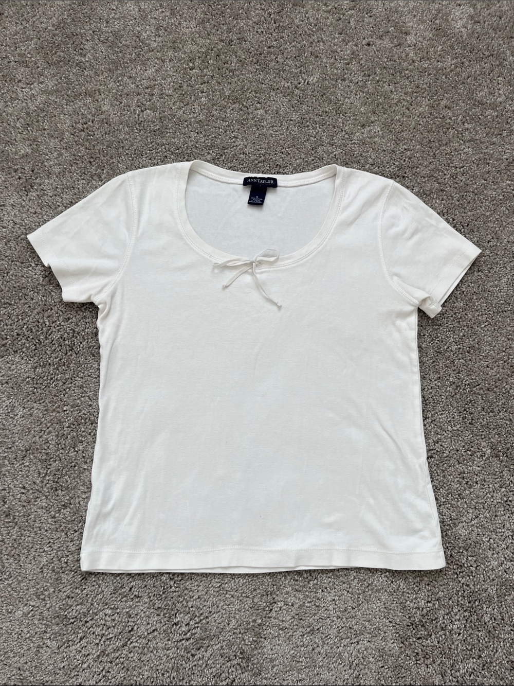 Ann Taylor 100% Cotton Cream Scoop Neck Short Sleeve Tee with Front Tie